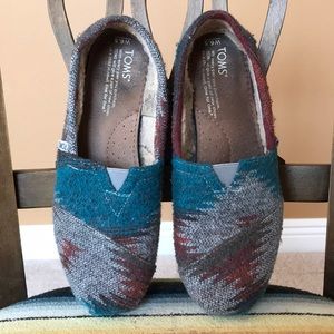 Toms shoes